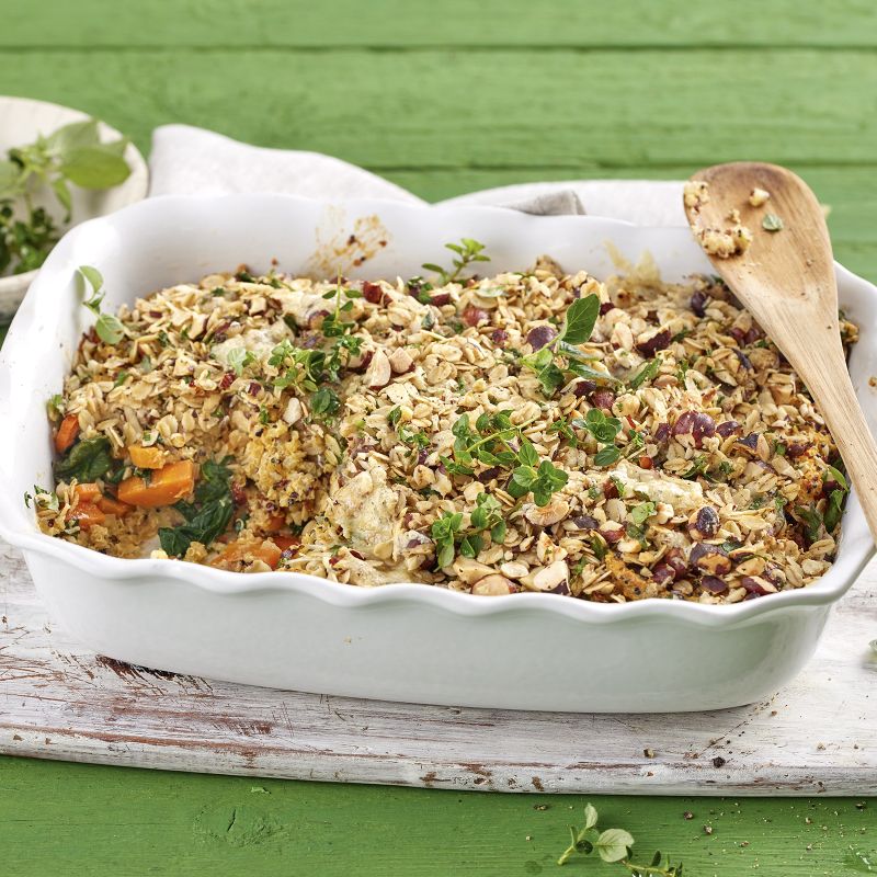 2 23 Quinoa Gemuese Auflauf Mit Nusskruste 1600x1600px 9e6ad802
