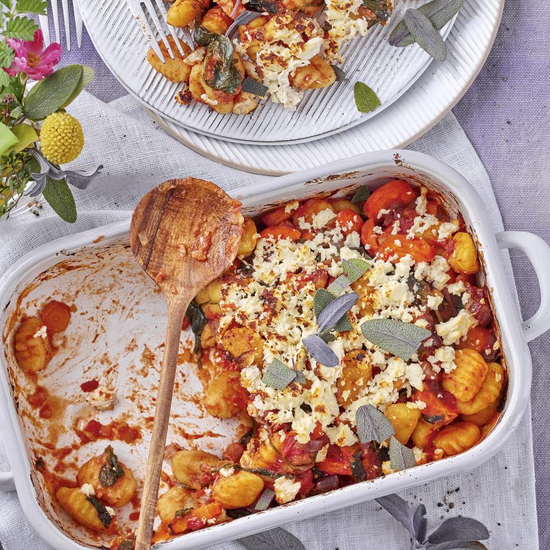 2 22 Orientalischer Gnocchi Spinat Auflauf Mit Fetakruste 1600x1600px C831da11