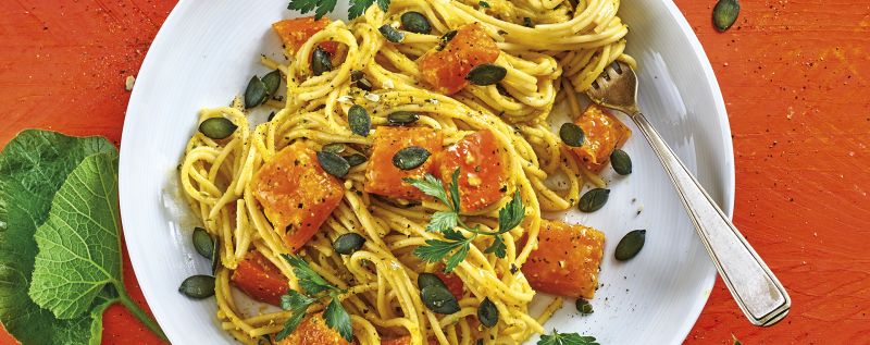 5 12 Spaghetti Mit Kuerbispesto 1920x760px A9208581