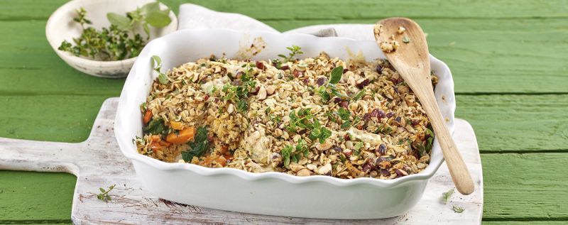 2 23 Quinoa Gemuese Auflauf Mit Nusskruste 1920x760px E17ff6c7