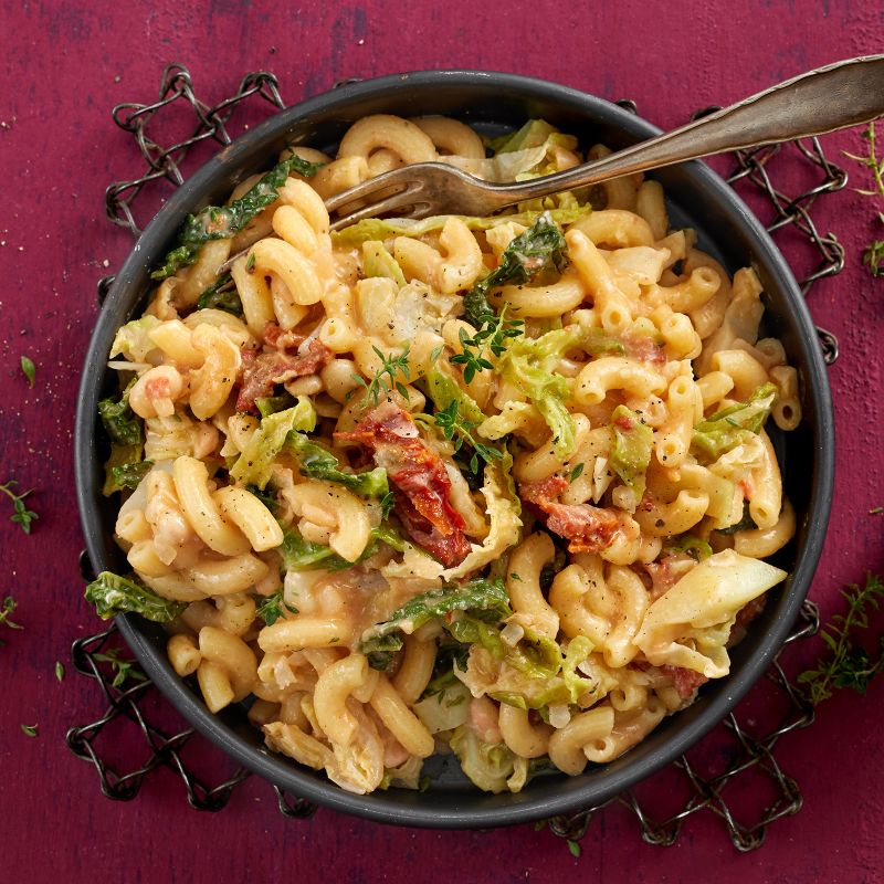 1 25 One Pot Pasta Mit Wirsing Und Weissen Bohnen 1600x1600px A9f317d5