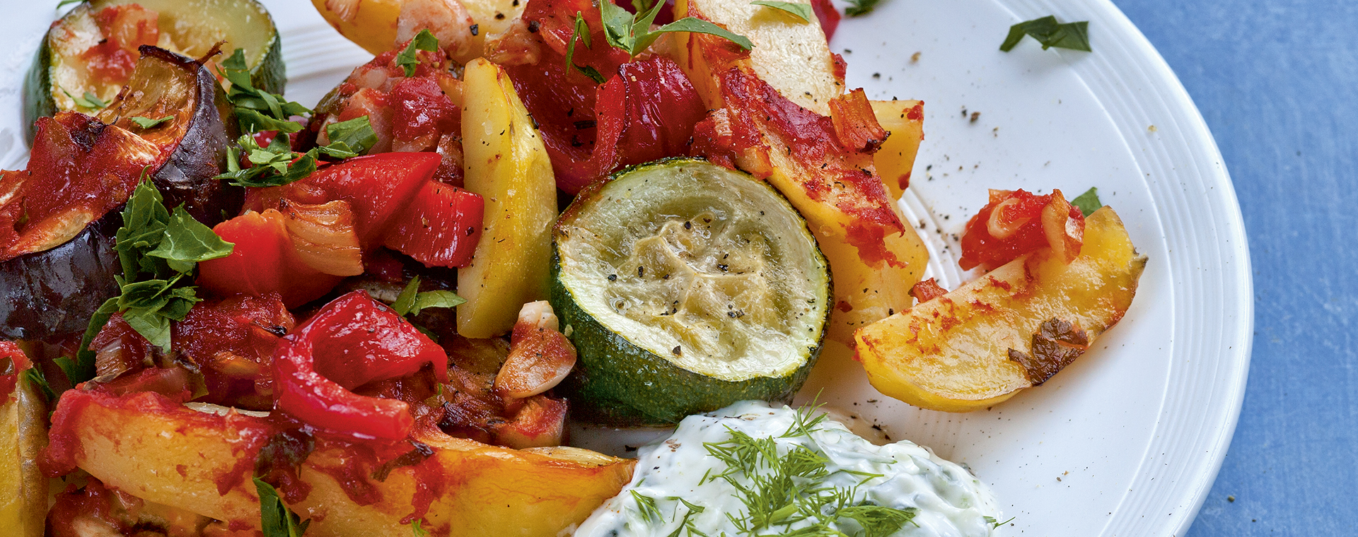 3 13 Buntes Gemuese Vom Blech 1920x760px