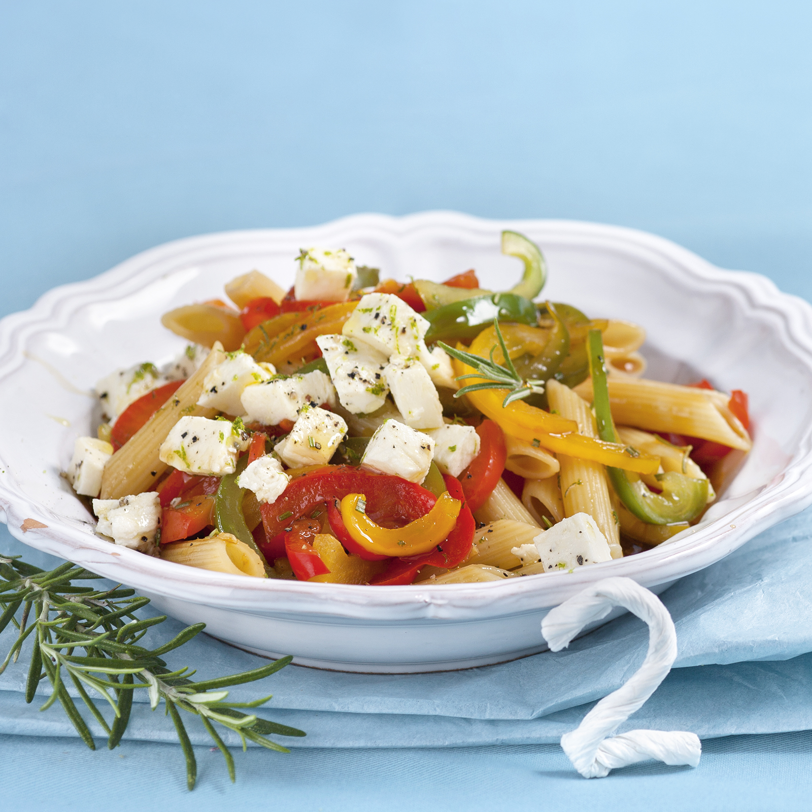 4 14 Paprika Pasta Tricolore 1600x1600px