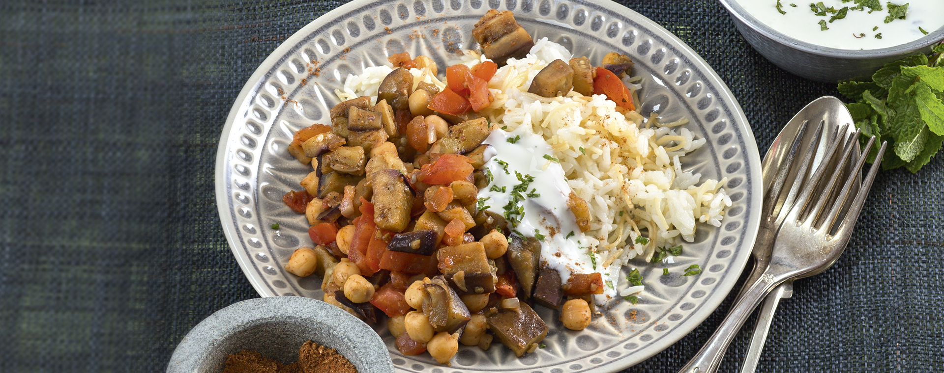 4 16 Auberginengemuese Mit Libanesischem Reis 1920x760px