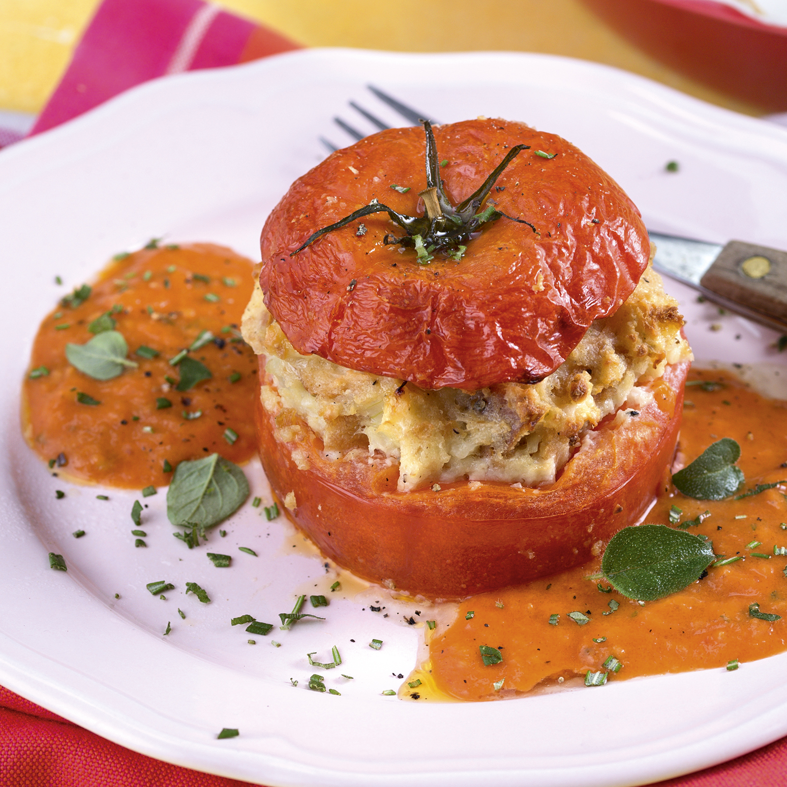 4 16 Tomaten Mit Knoedelfuellung 1600x1600px