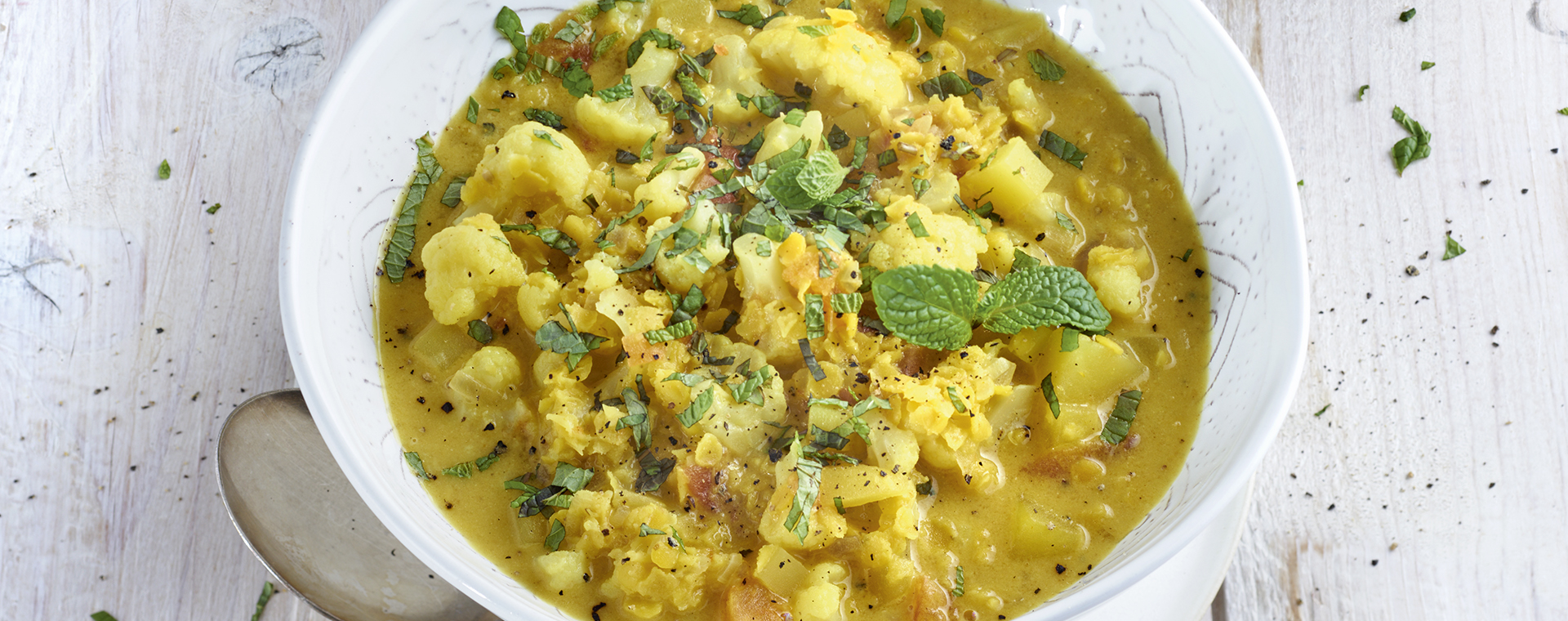 2 17 Gelbe Linsensuppe Mit Blumenkohl 1920x760px