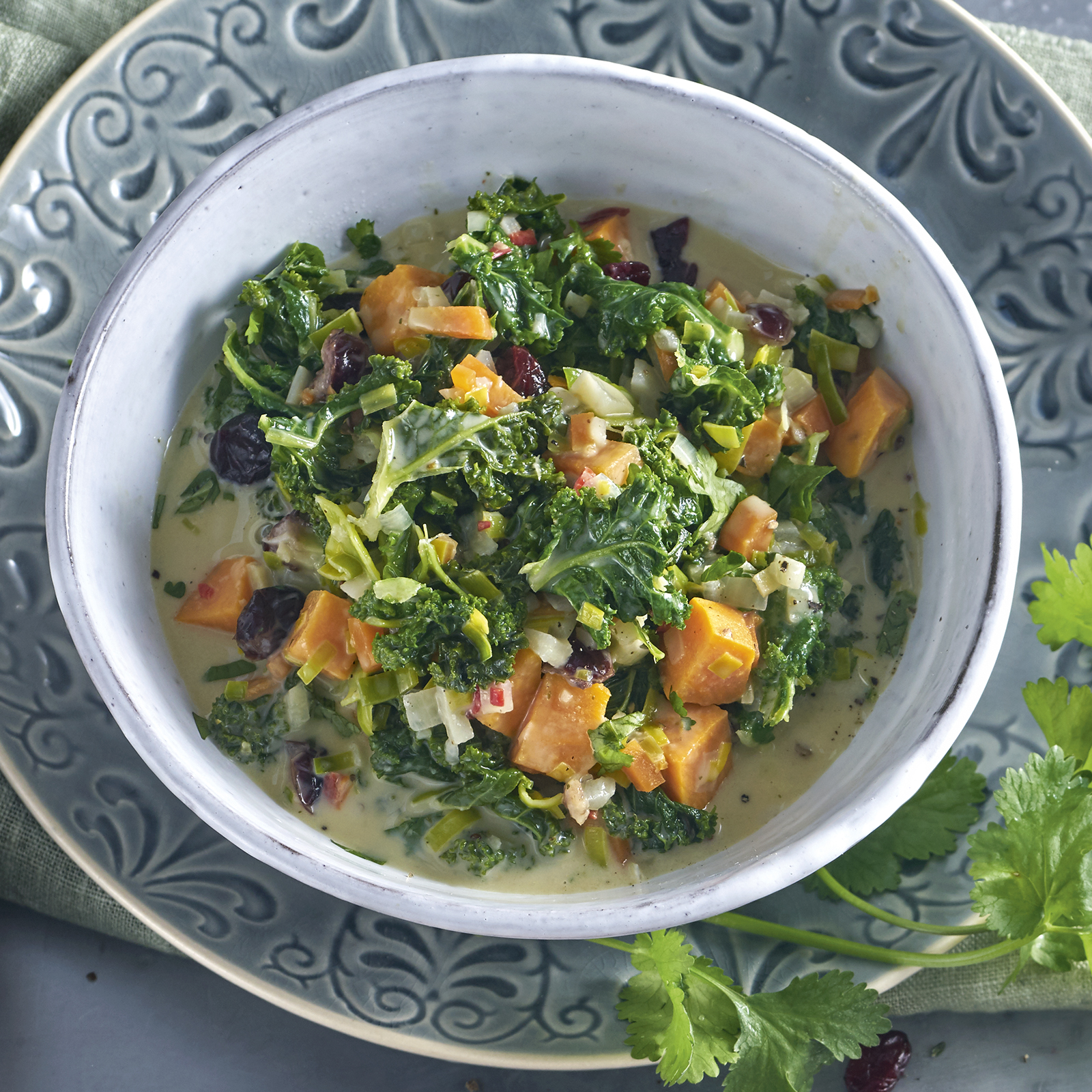 1 18 Gruenkohl Curry 1600x1600px