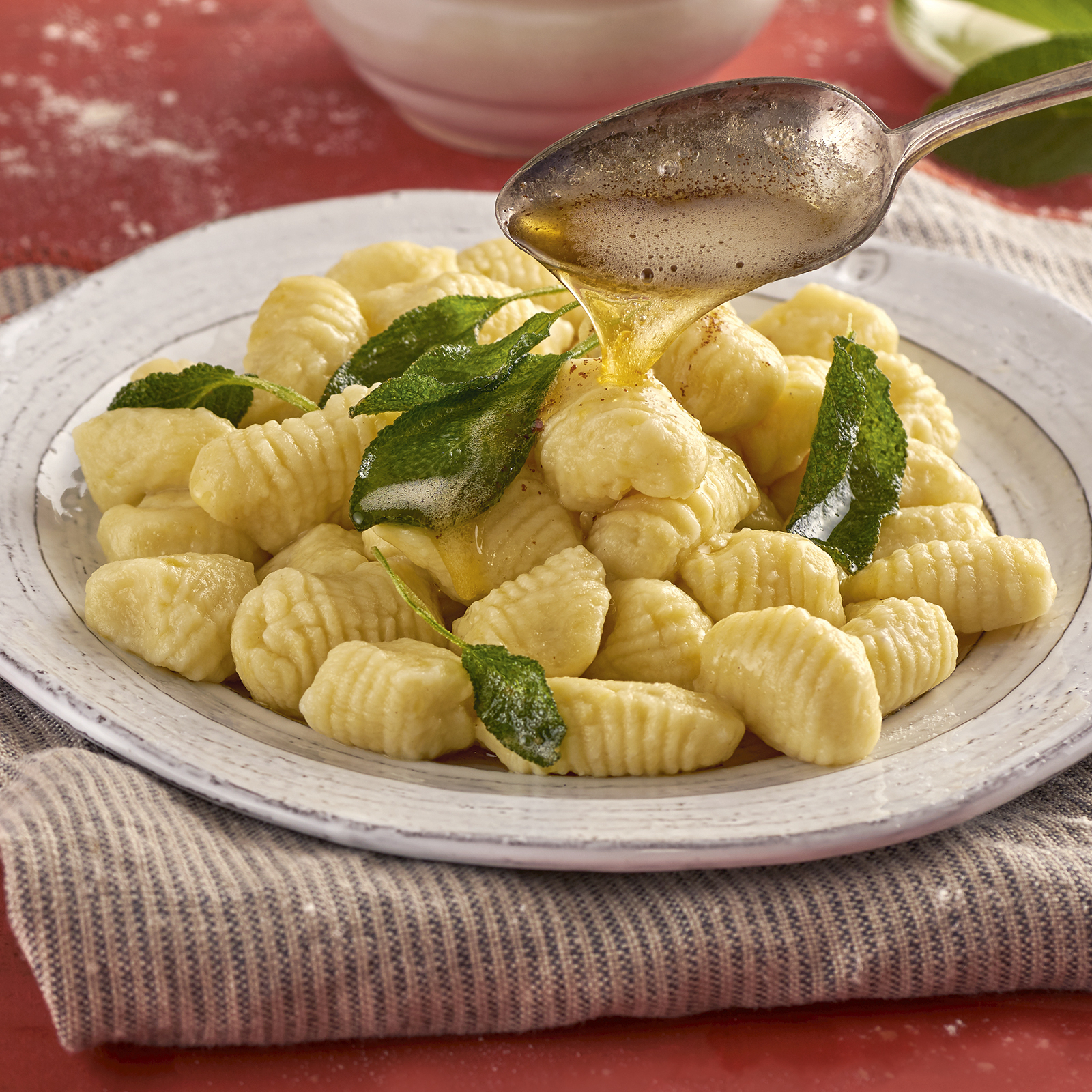 4 18 Gnocchi Mit Salbeibutter 1600x1600px