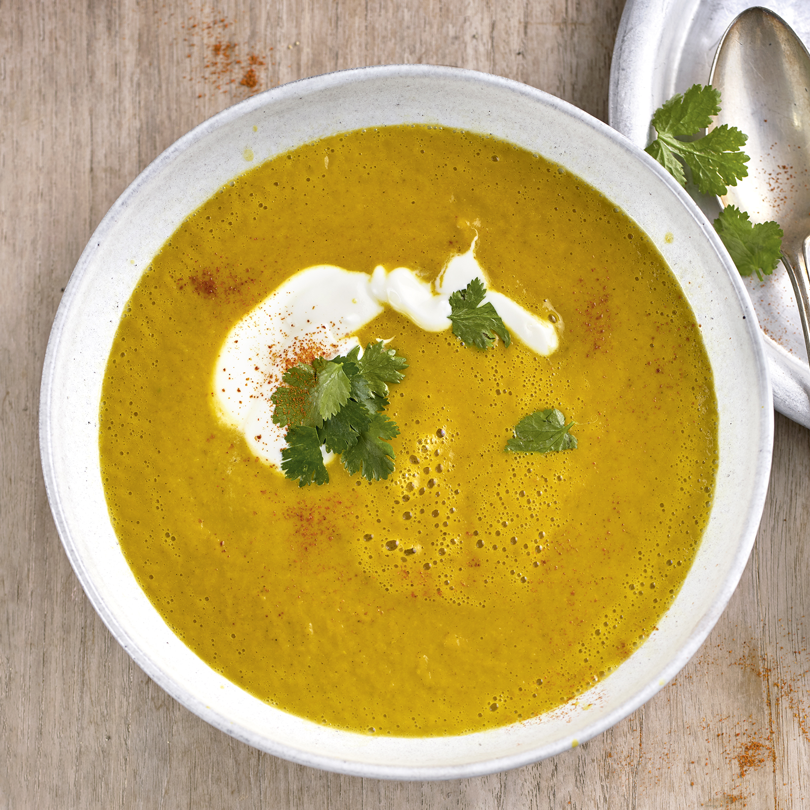 1 19 Scharfe Wirsing Curry Cremesuppe 1600x1600px