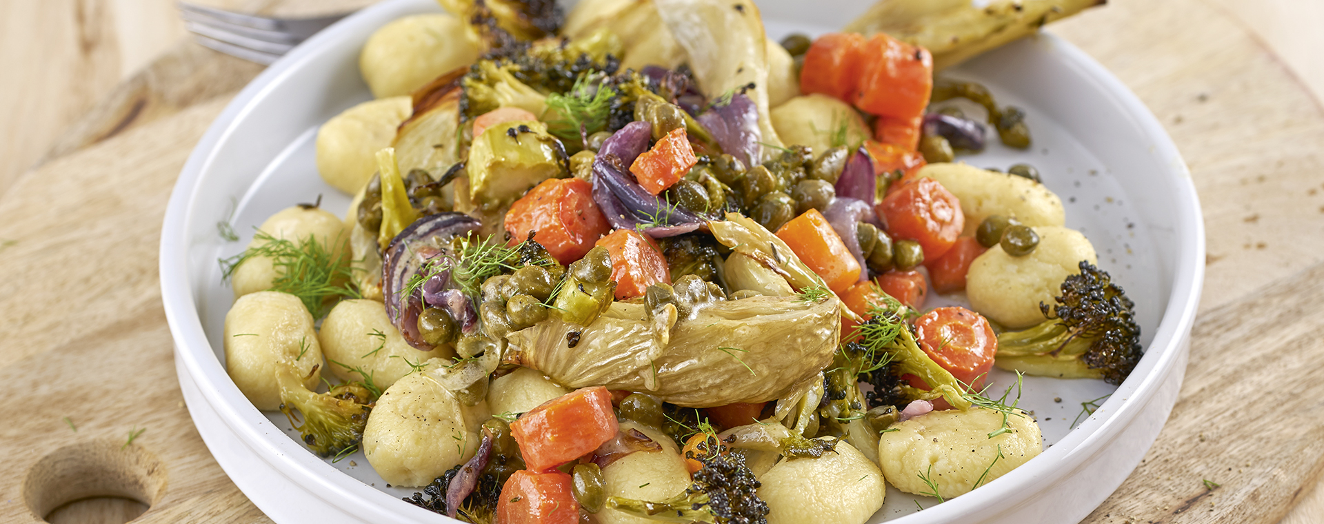 4 19 Gnocchi Mit Wuerzigem Ofengemuese 1920x760px