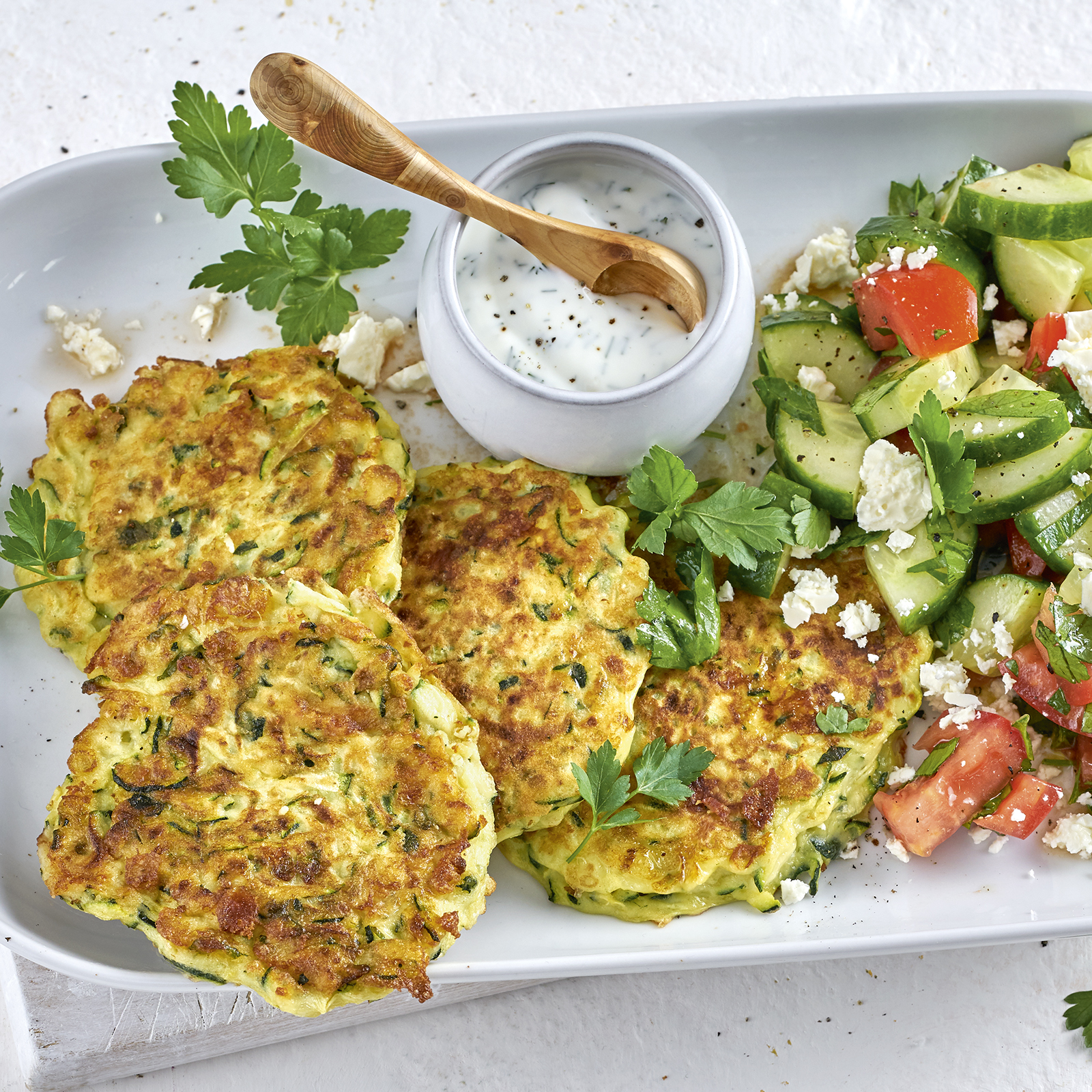 4 19 Griechische Zucchiniplaetzchen 1600x1600px