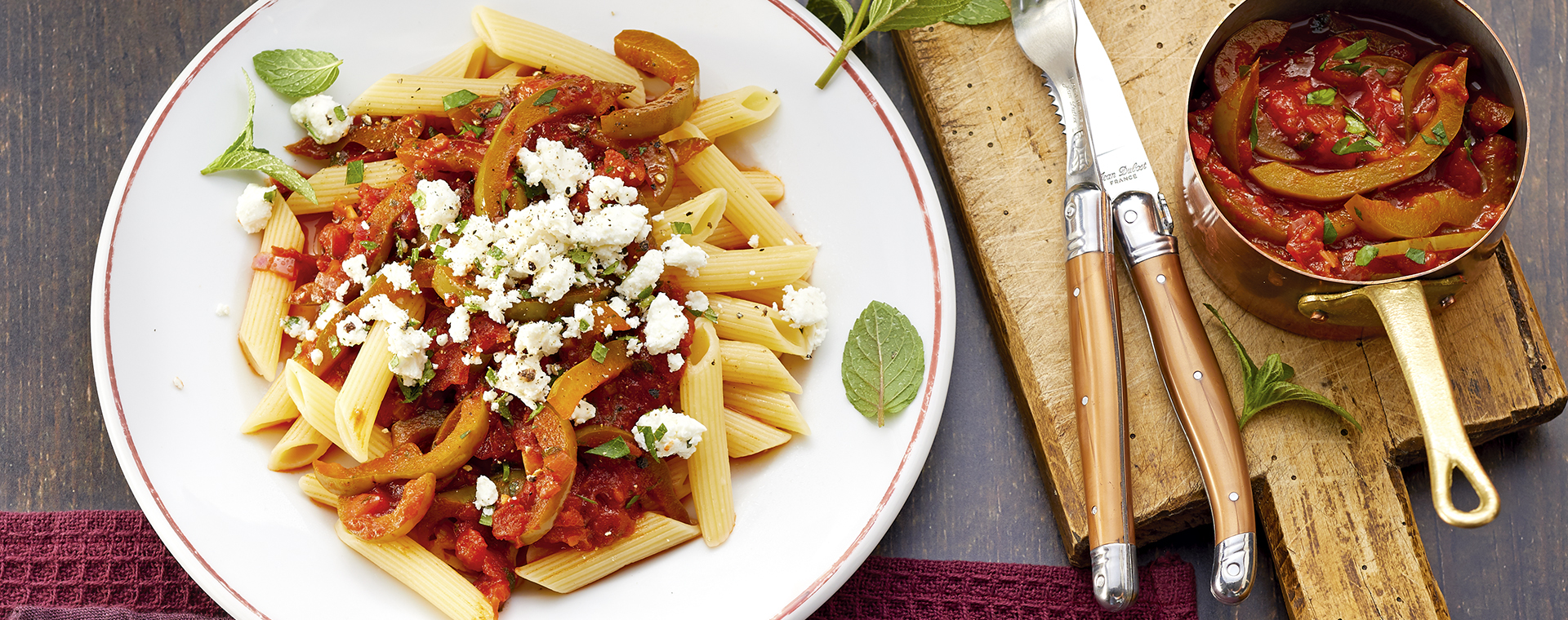 4 19 Pasta Peperonata Mit Minz Feta 1920x760px
