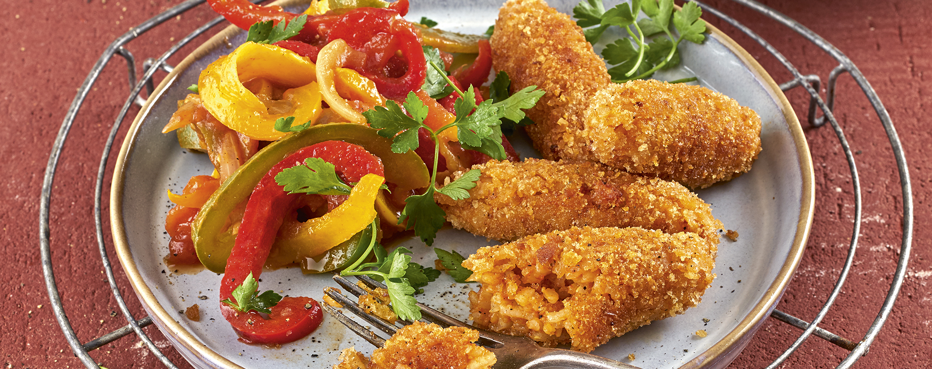 4 19 Reis Cevapcici Mit Paprikagemuese 1920x760px