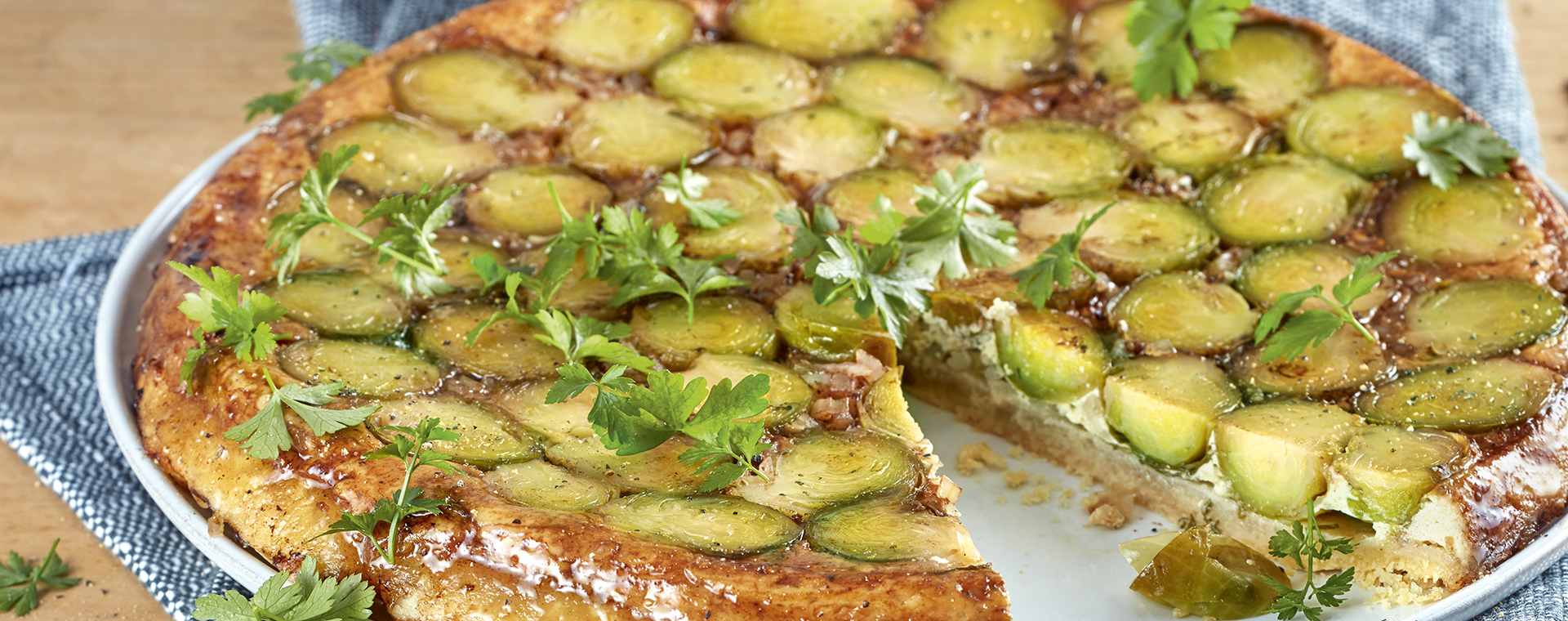 6 19 Rosenkohl Tarte Tatin 1920x760px