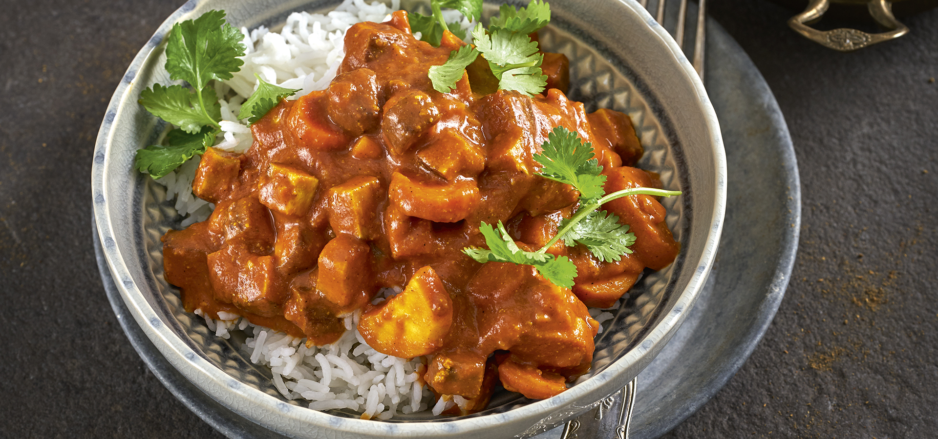 6 19 Tofu Tikka Masala 1920x900px