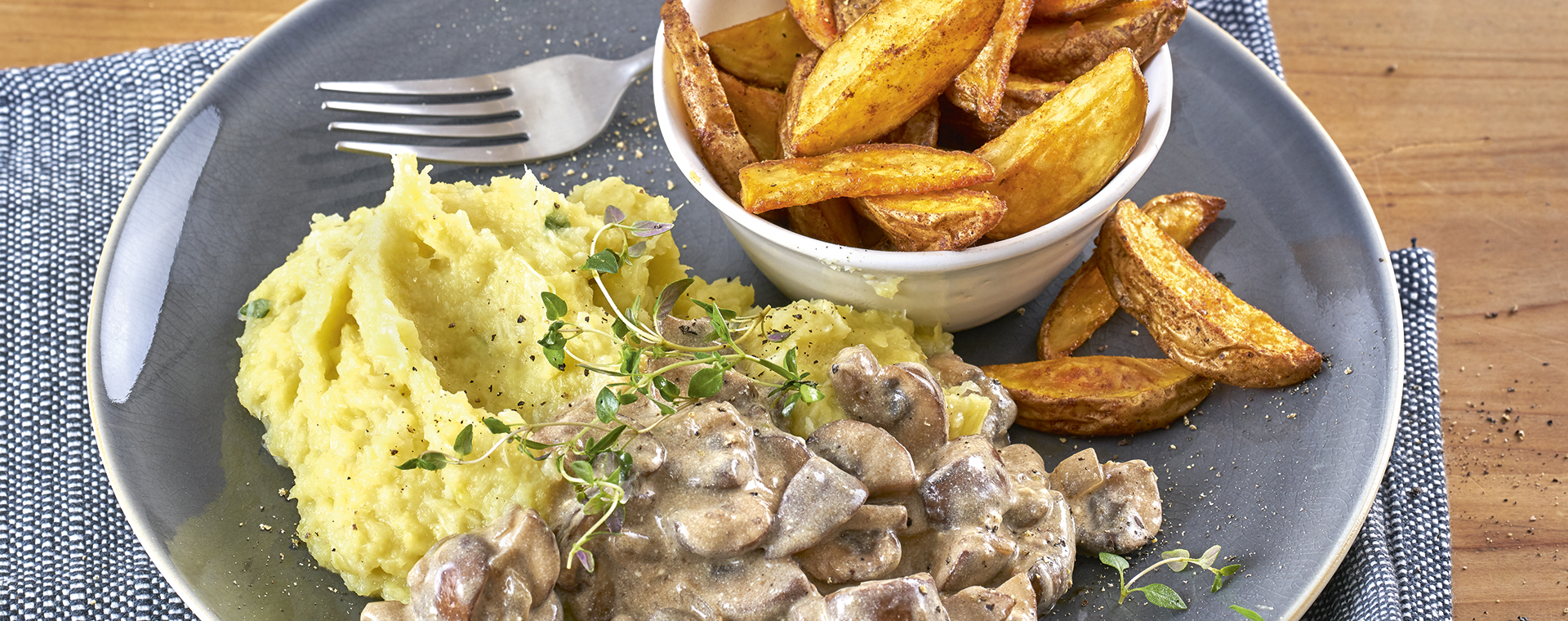 6 19 Wirsingpueree Mit Balsamico Pilzragout 1920x760px