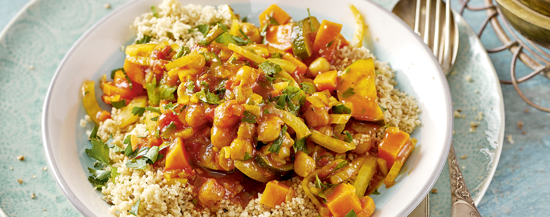 1 20 Gemuese Tajine Mit Kichererbsen 1920x760px