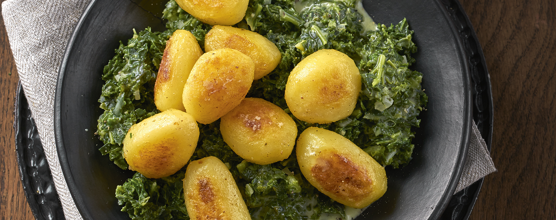 1 20 Luetje Tuffels Mit Gruenkohlgemuese 1920x760px