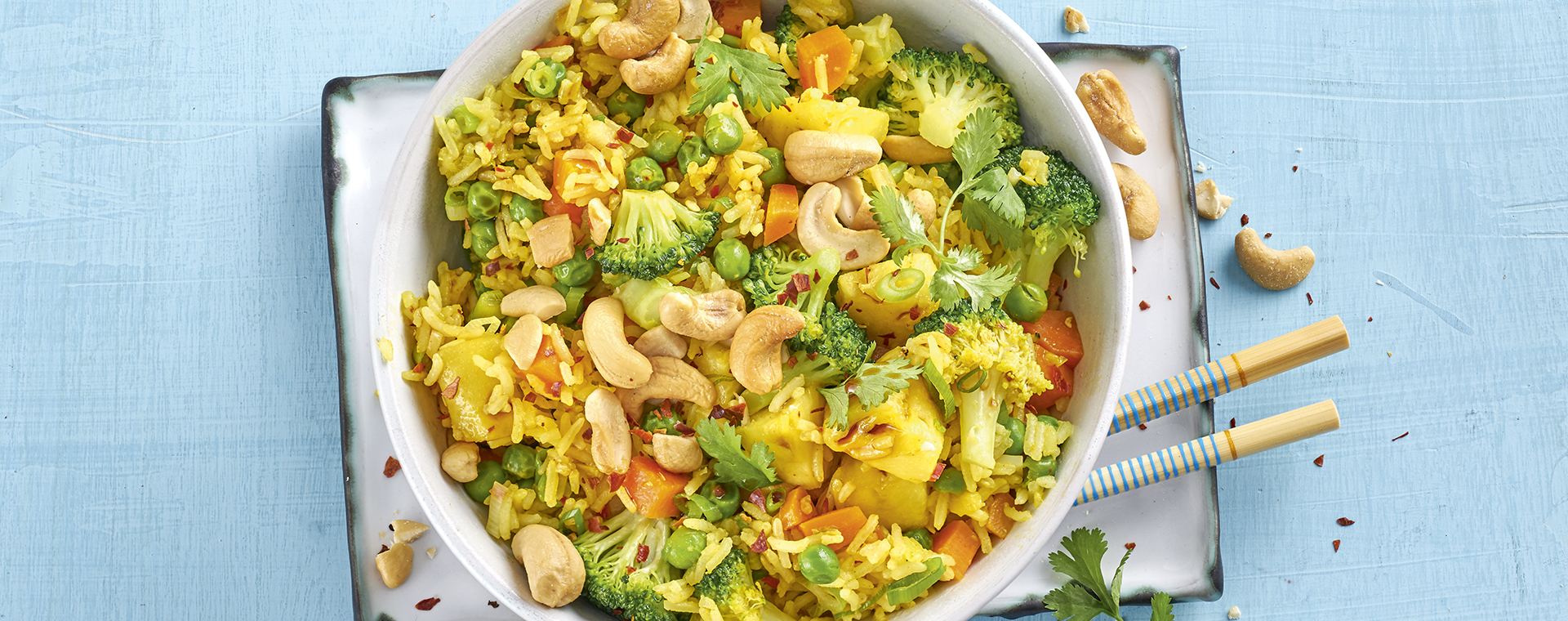 2 20 Ananas Bratreis Mit Erbsen Und Brokkoli 1920x760px