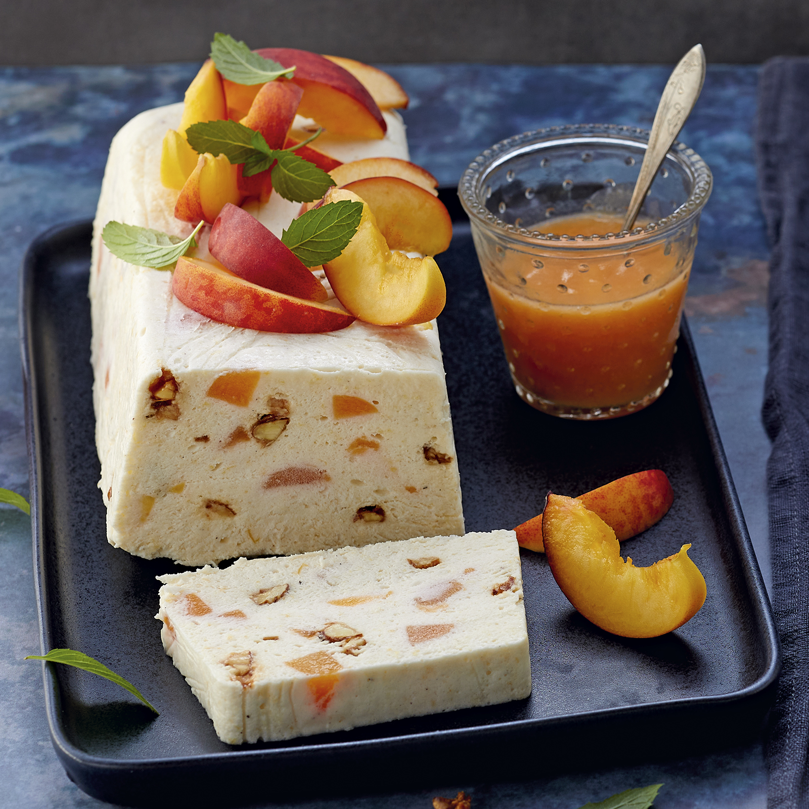 4 20 Honig Pfirsich Semifreddo 1600x1600px