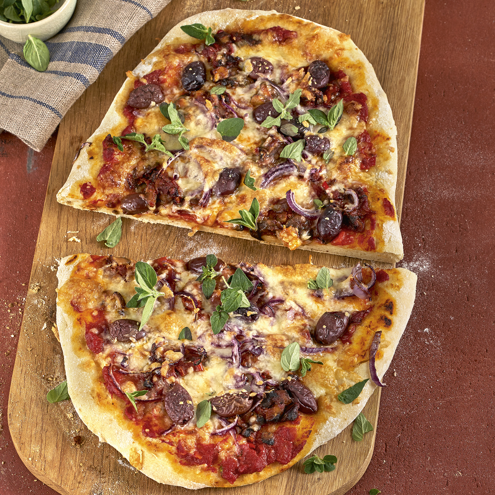 4 20 Kalabrische Pizza 1600x1600px