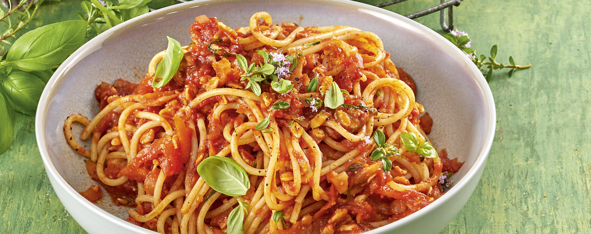 4 20 Spaghetti Mit Veggie Bolognese 1920x760px