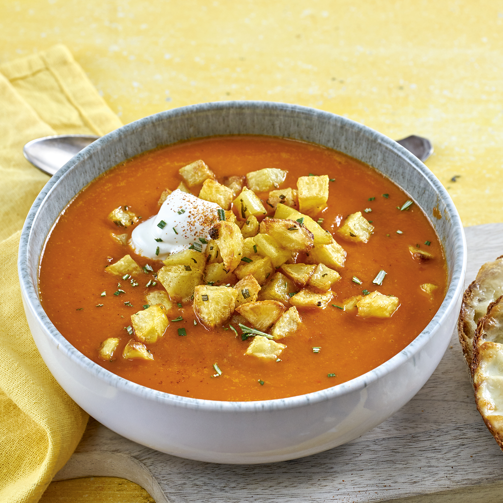 4 20 Tomaten Paprika Suppe 1600x1600px