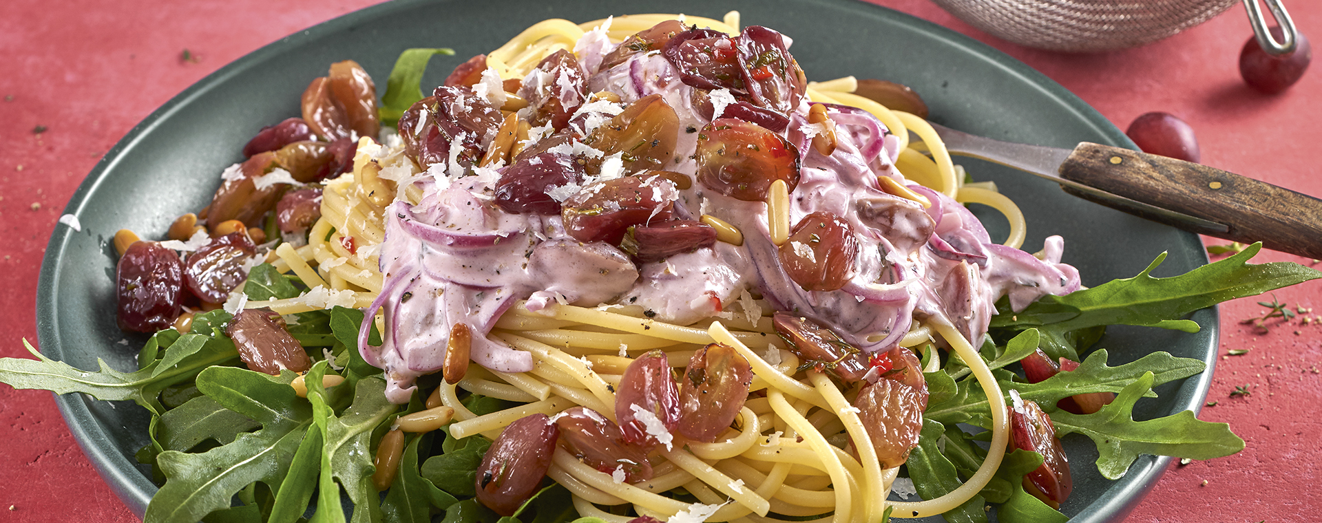 5 20 Pasta Mit Karamellisierten Trauben 1920x760px