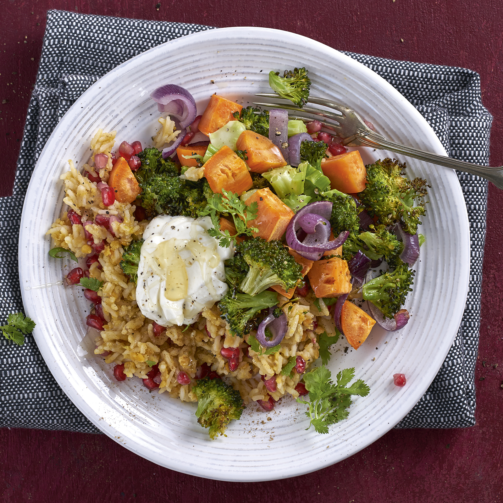 6 20 Ofengemuese Mit Exotischem Linsen Reis 1600x1600px