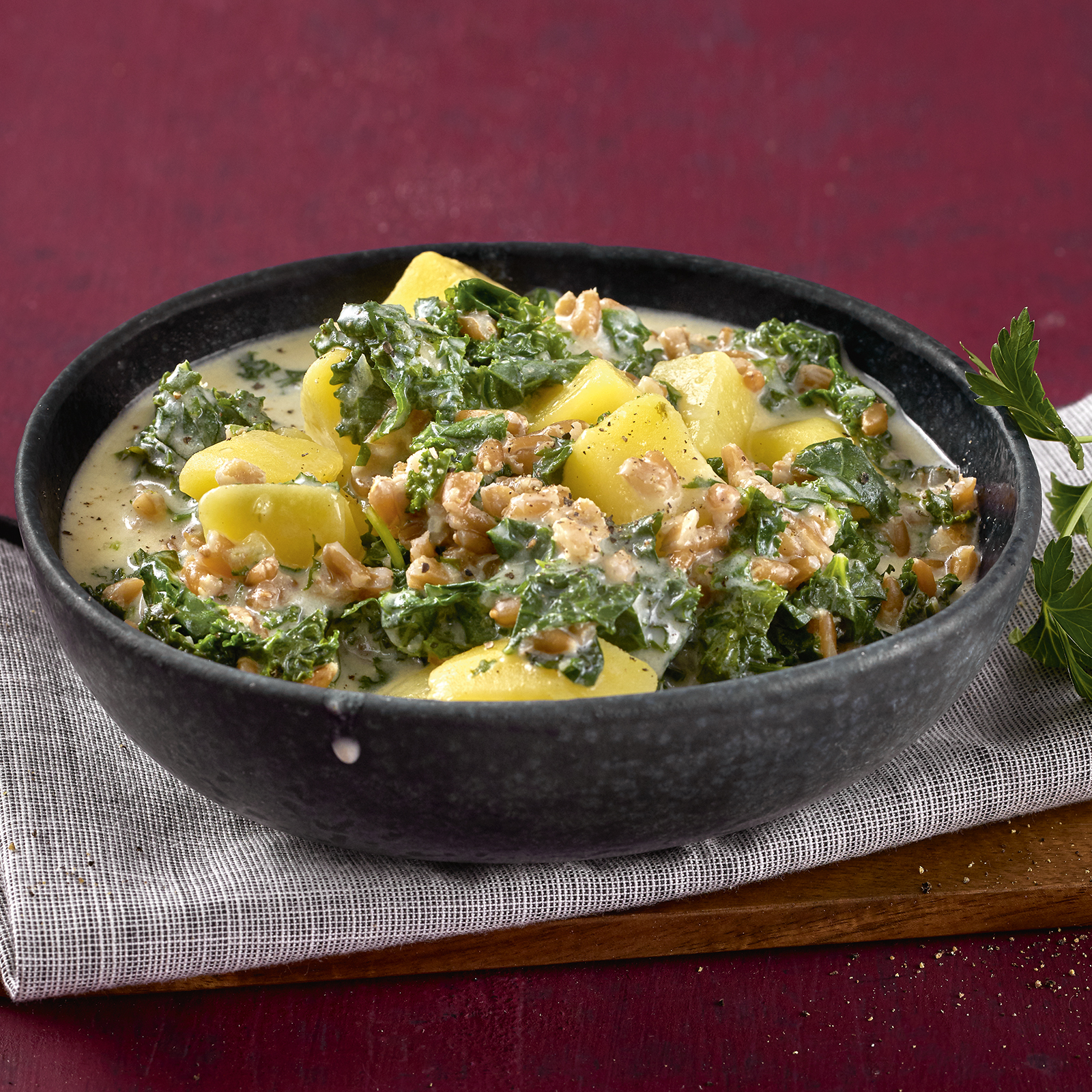 1 21 Gruenkohl Dinkel Topf Mit Kartoffeln 1600x1600px