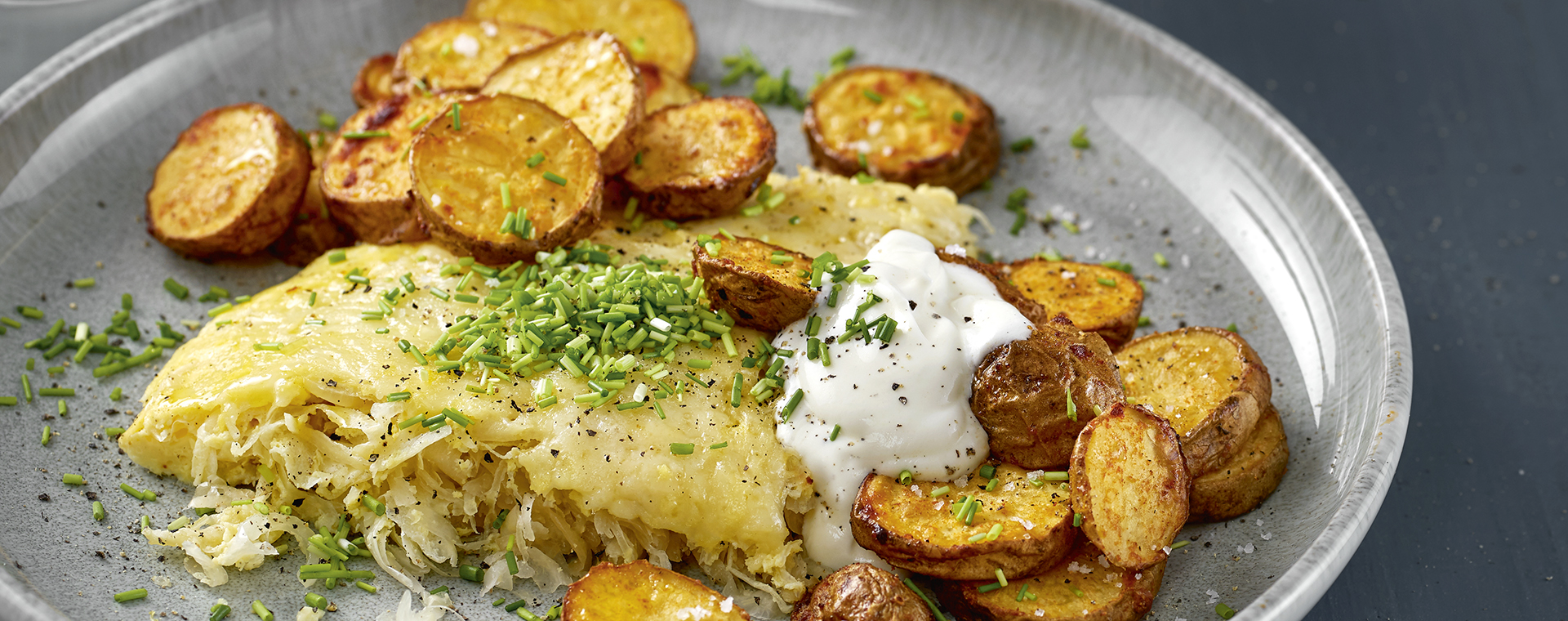 1 21 Sauerkraut Frittata Mit Paprika Roestkartoffeln 1920x760px