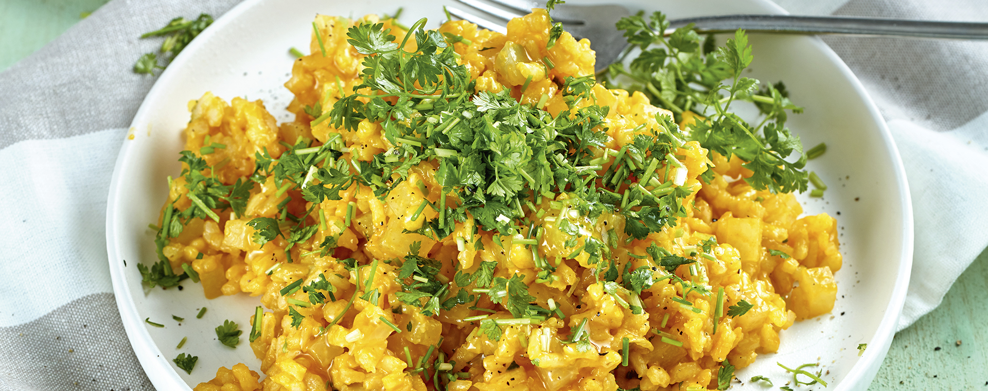 2 21 Fruehlingskraeuter Risotto Mit Kohlrabi 1920x760px