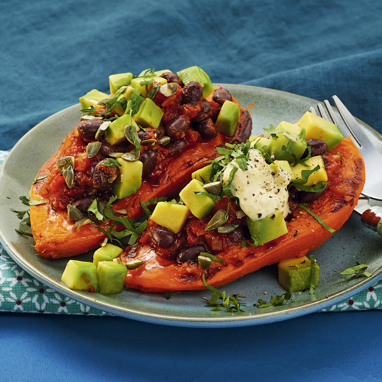 2 21 Gefuellte Suesskartoffeln Aus Dem Ofen Mit Maissosse 1600x1600px