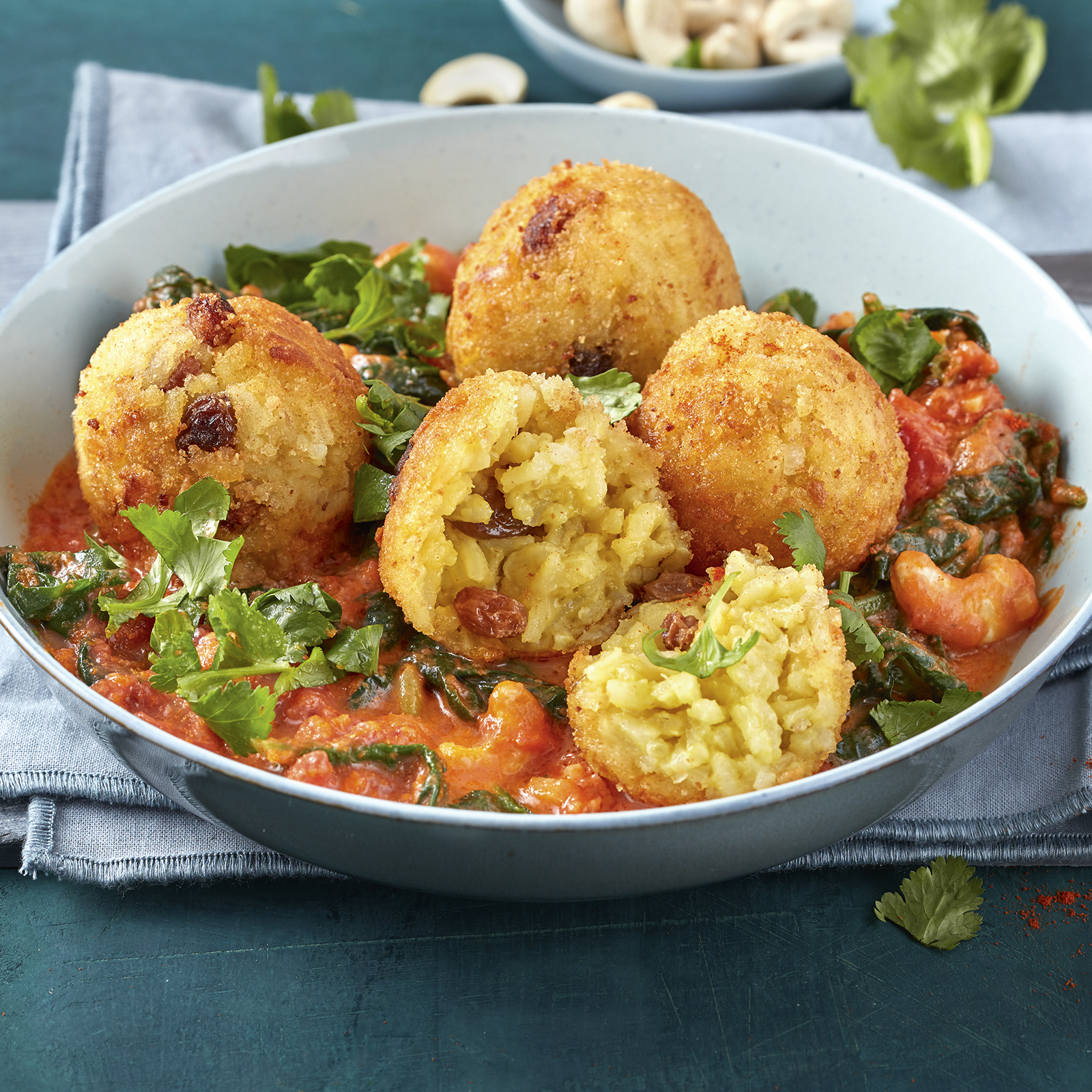 2 21 Reisbaellchen Mit Safran Auf Spinat 1600x1600px