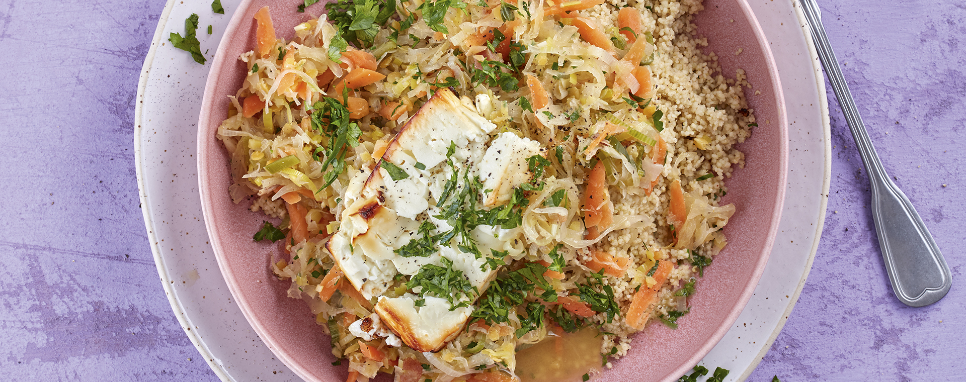 2 21 Sauerkraut Linsen Topf Mit Couscous Und Feta 1920x760px