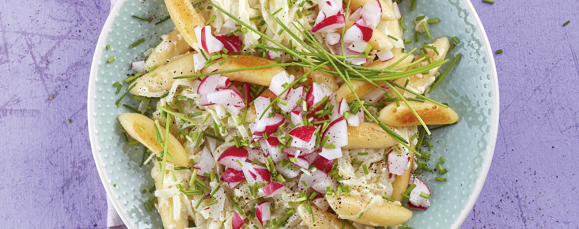 2 21 Schupfnudeln Weisskohl Pfanne Mit Radieschen 1920x760px