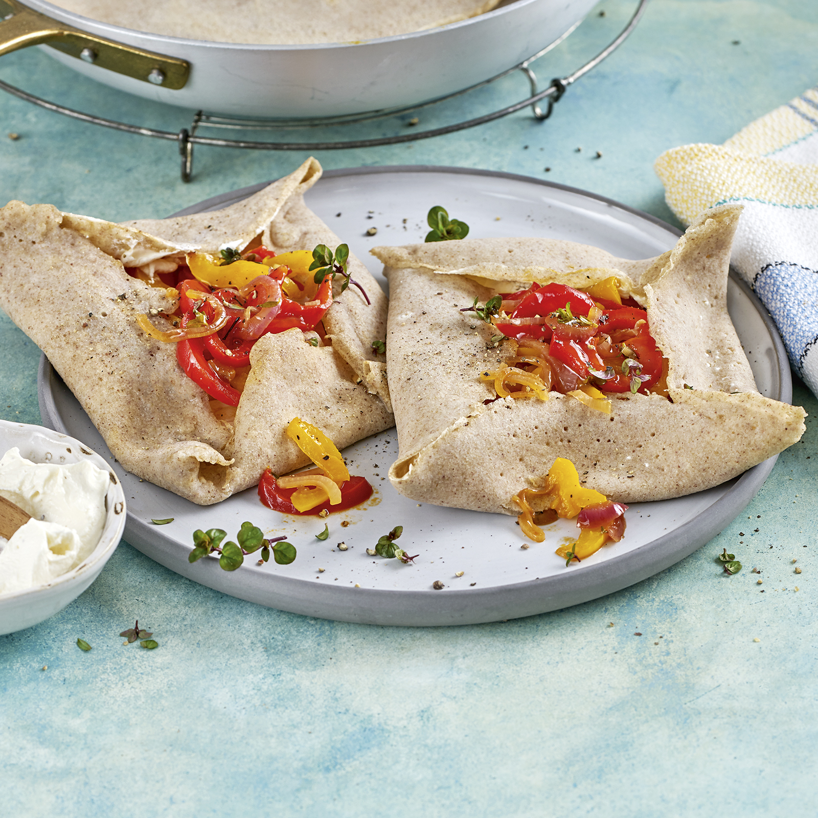 4 21 Galettes Mit Paprika Und Ziegenkaese 1600x1600px