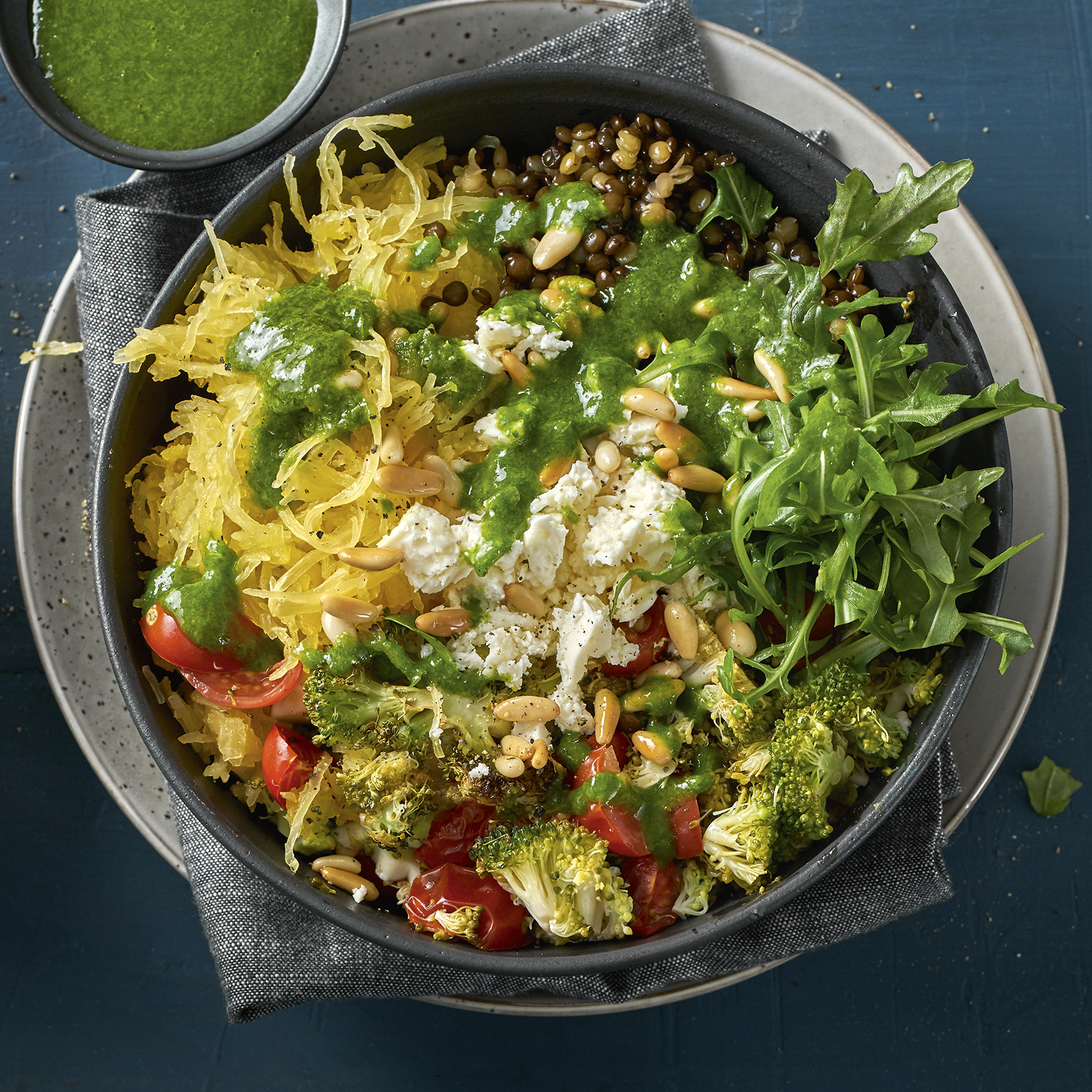 5 21 Spaghettikuerbis Bowl Mit Ofengemuese 1600x1600px