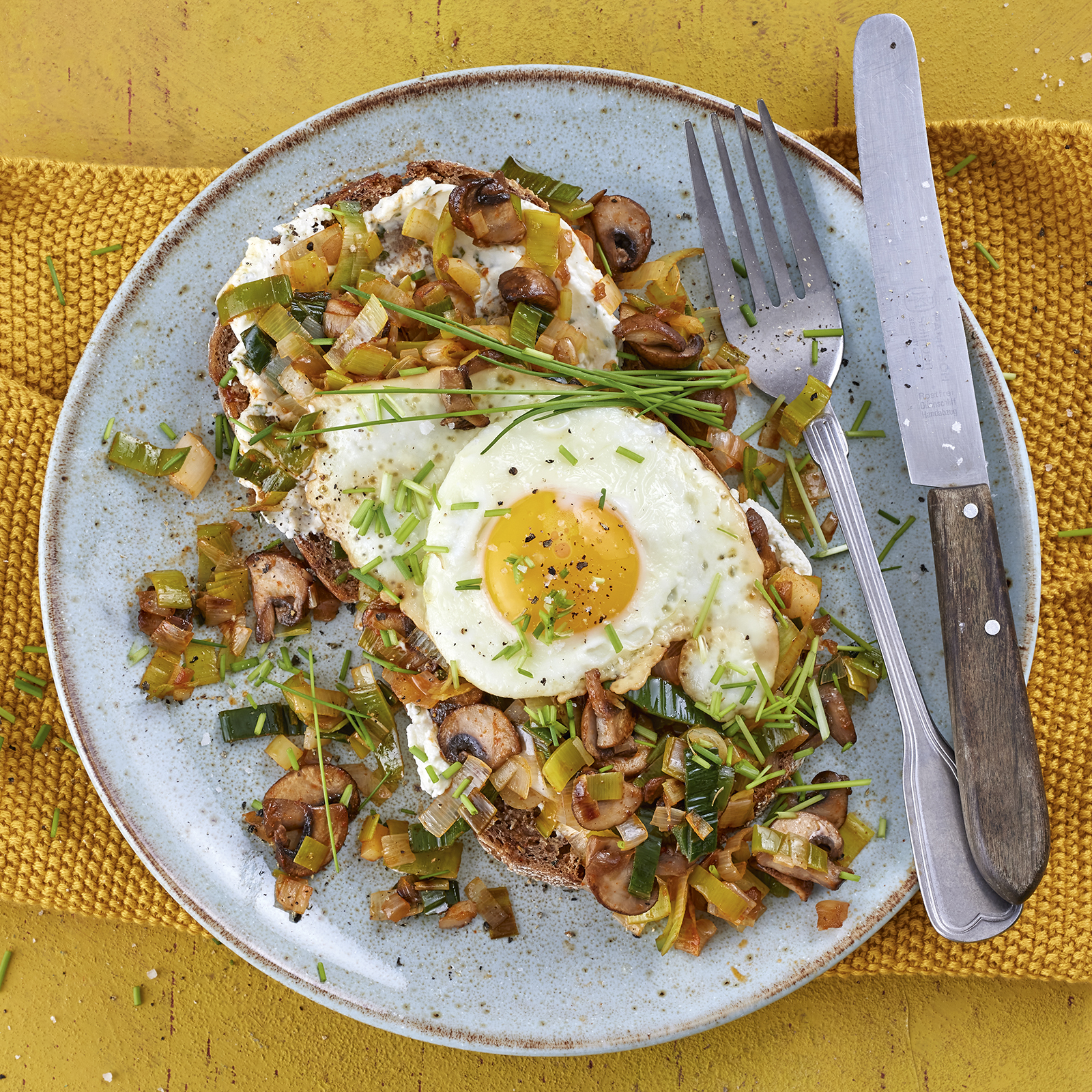 5 21 Strammer Max Mit Lauch Und Pilzen 1600x1600px