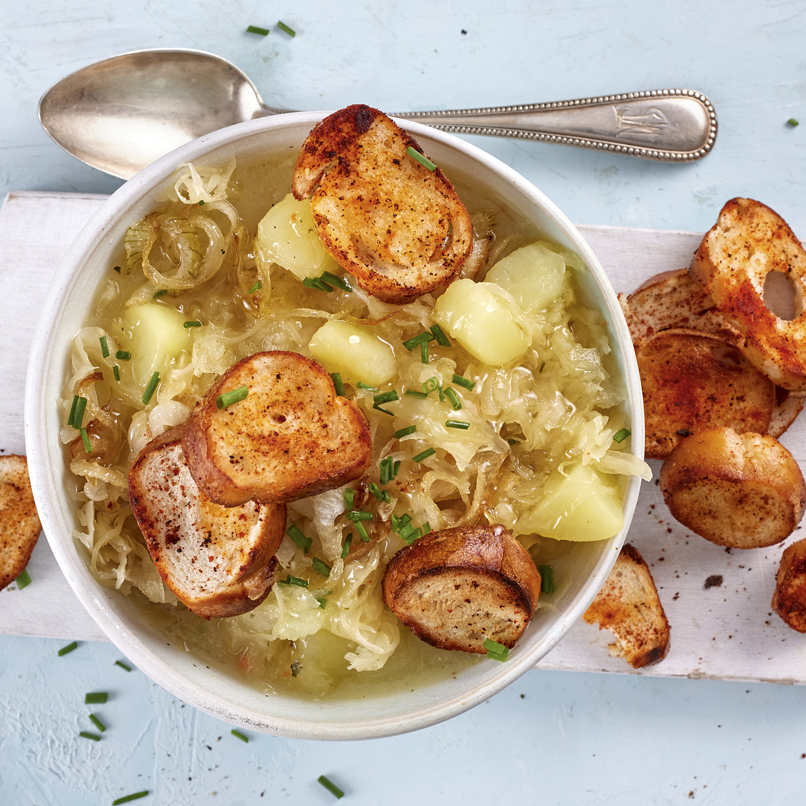 6 21 Bayerischer Krauttopf Mit Laugenchips 1600x1600px