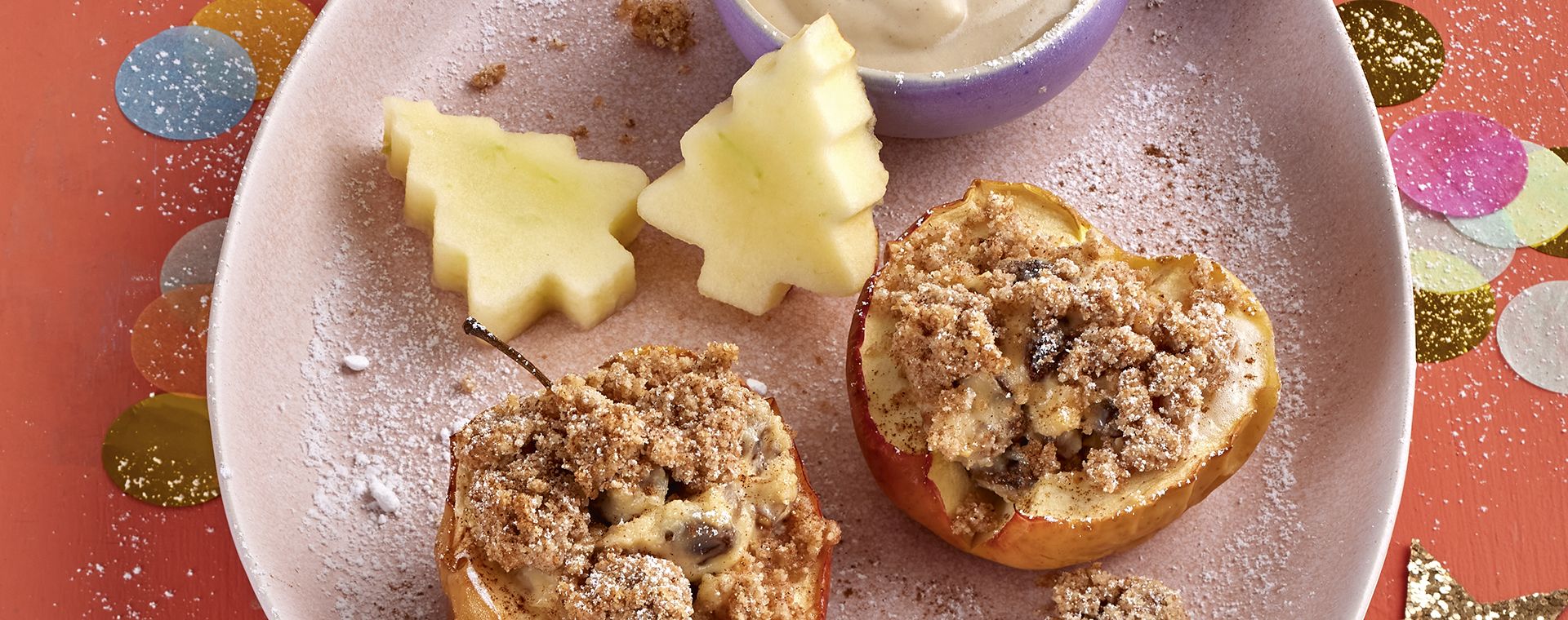 6 21 Brataepfel Mit Frischkaesecreme Und Streuseln 1920x760px