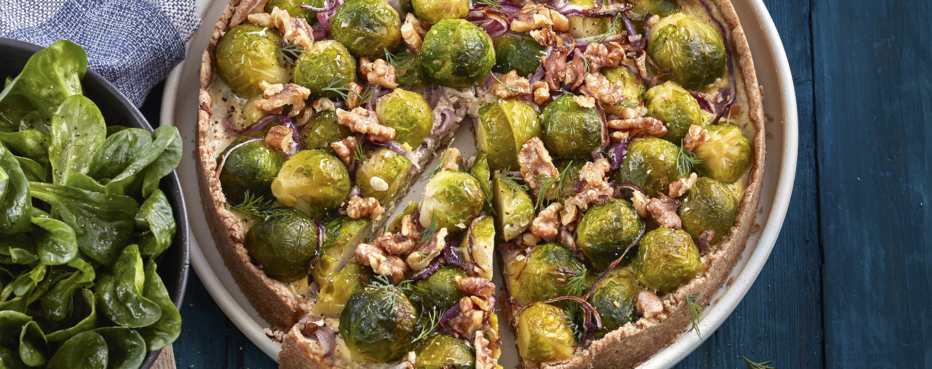 6 21 Rosenkohlquiche Mit Apfel Schmand Guss 1920x760px