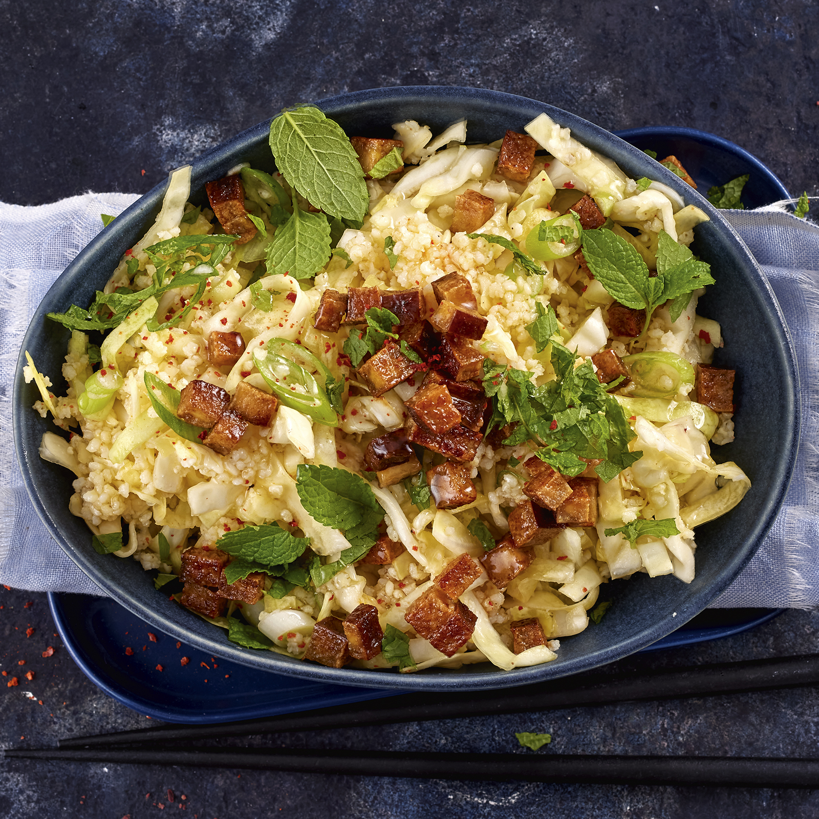 1 22 Asiatischer Spitzkohlsalat Mit Hirse 1600x1600px