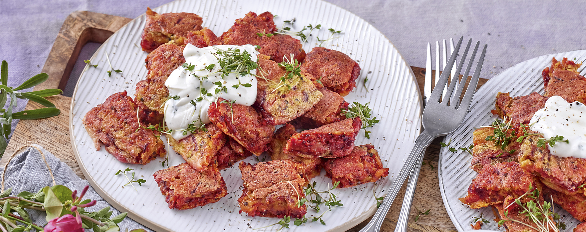 2 22 Rote Bete Schmarrn Mit Kressedip 1920x760px