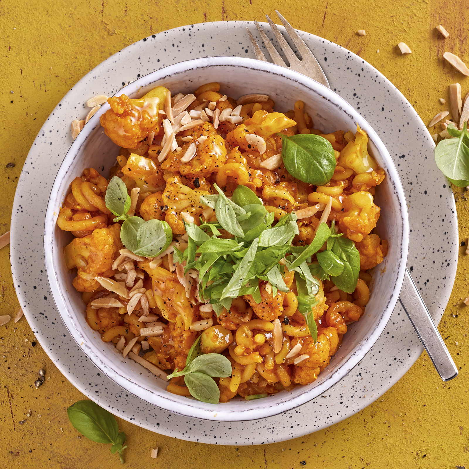 3 22 Blumenkohl Linsen Nudeltopf 1600x1600px