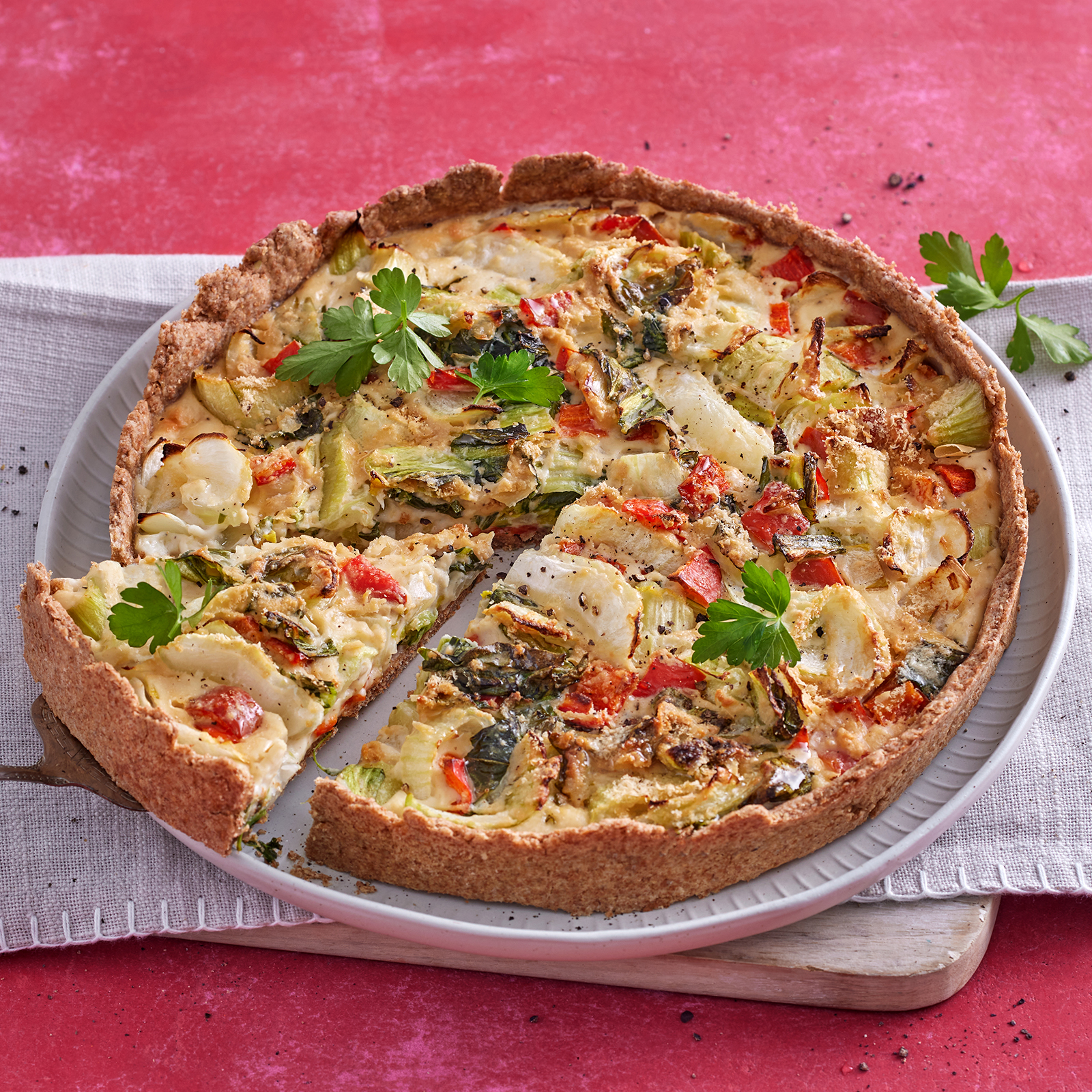 3 22 Vegane Pak Choi Quiche Mit Spitzpaprika 1600x1600px