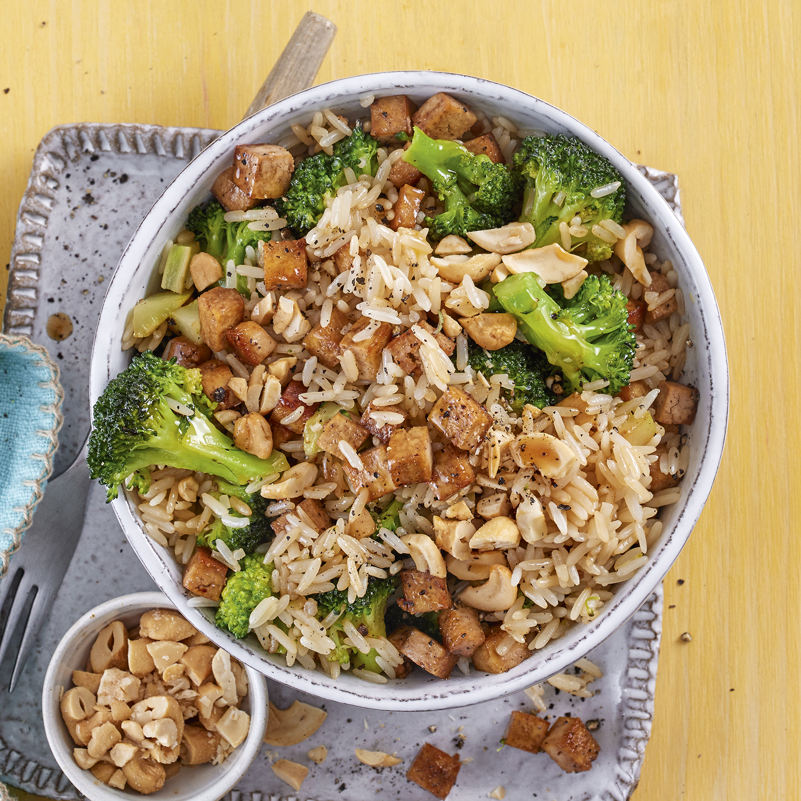 4 22 Bratreis Mit Brokkoli Und Knusprigem Tofu 1600x1600px