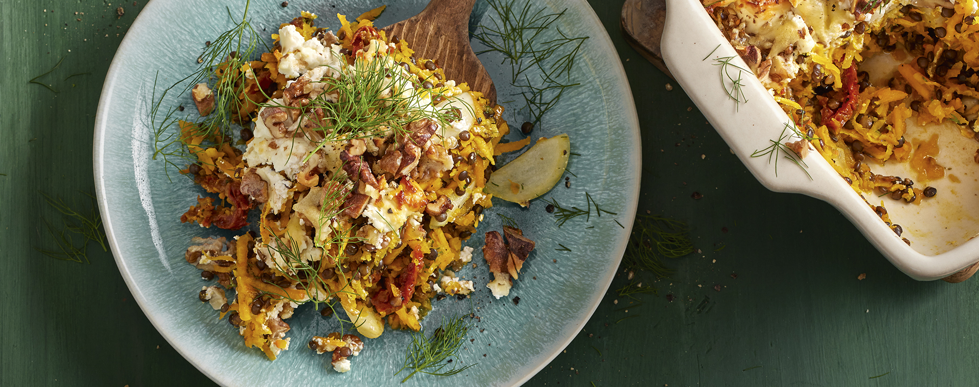 6 22 Kuerbis Linsen Auflauf Mit Walnuss Kaese Kruste 1920x760px