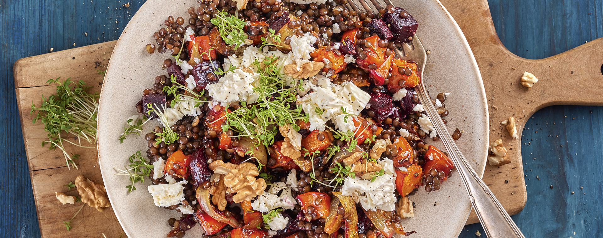 6 22 Lauwarmer Linsensalat Mit Ofengemuese 1920x760px