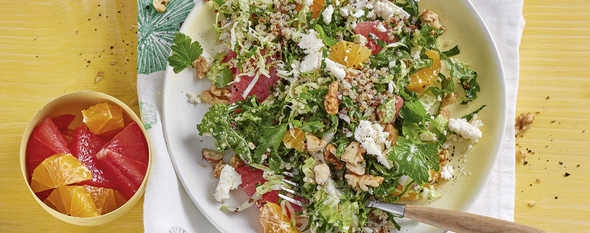 1 23 Kohlsalat Mit Zitrusfruechten Und Quinoa 1920x760px